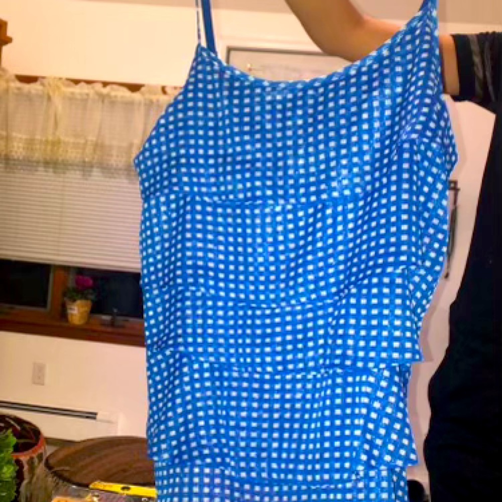 New and only used one time and in good quality